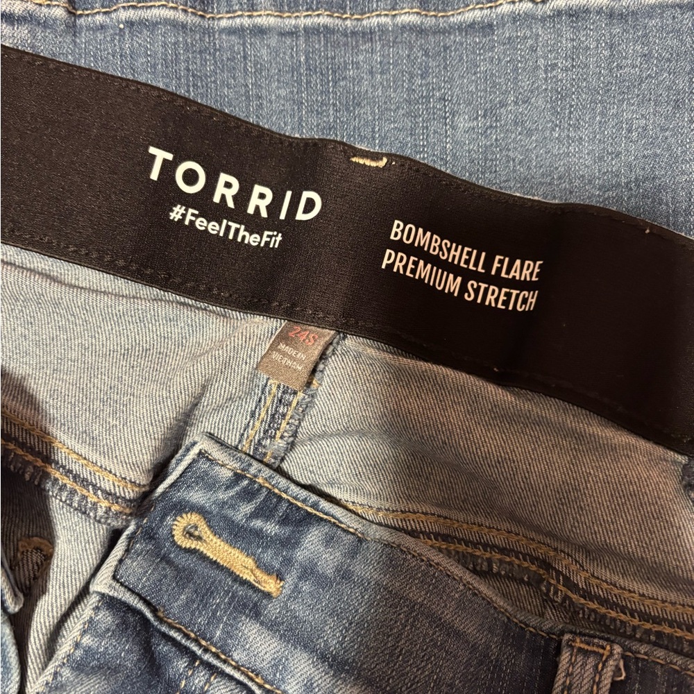 Torrid Light Blue and White Striped Jeans - Picture 4 of 4